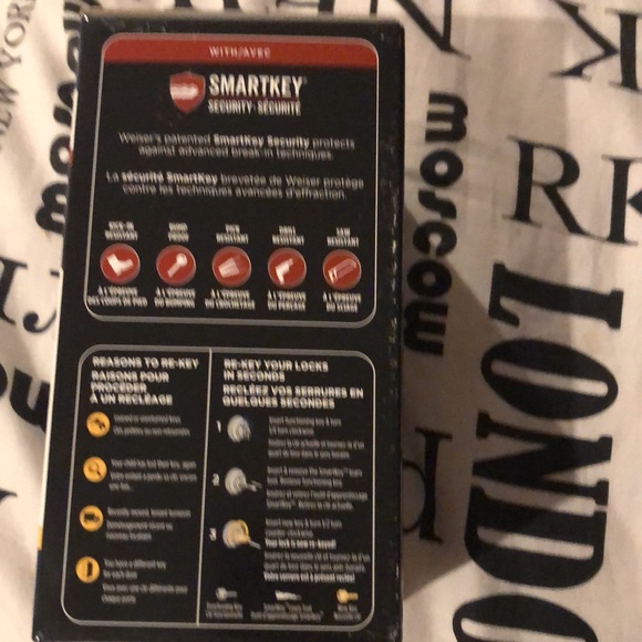 Weiser deadbolt - Picture 2 of 4